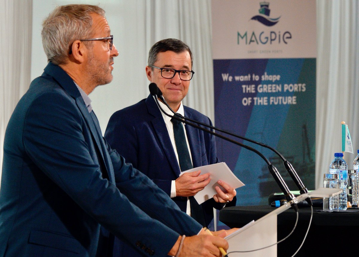 haropaport's tweet image. We organized with @AIVP a @MAGPIE #workshop in Le Havre. This plenary session was an opportunity to present examples of the pilot solutions currently being developed as part of the MAGPIE project. For us:
🔌 #land power supply
💻 #smartport &amp;amp; logistics