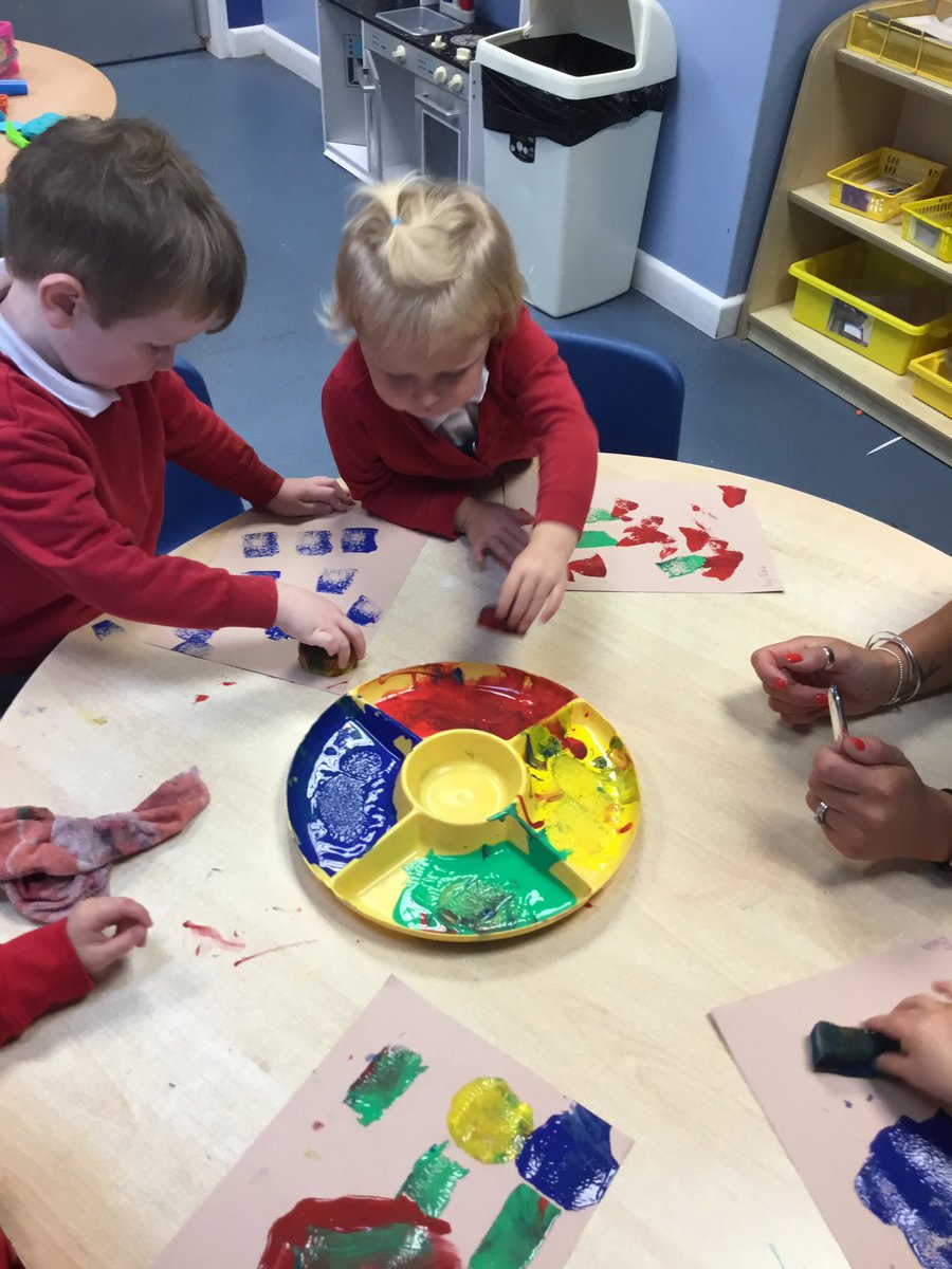 NurseryOPS's tweet photo. We have been learning all about 2D shapes. We created our own artwork using lots of different coloured shapes.
#opsmaths
#maths
#opsart https://t.co/LHV3TGOo2b