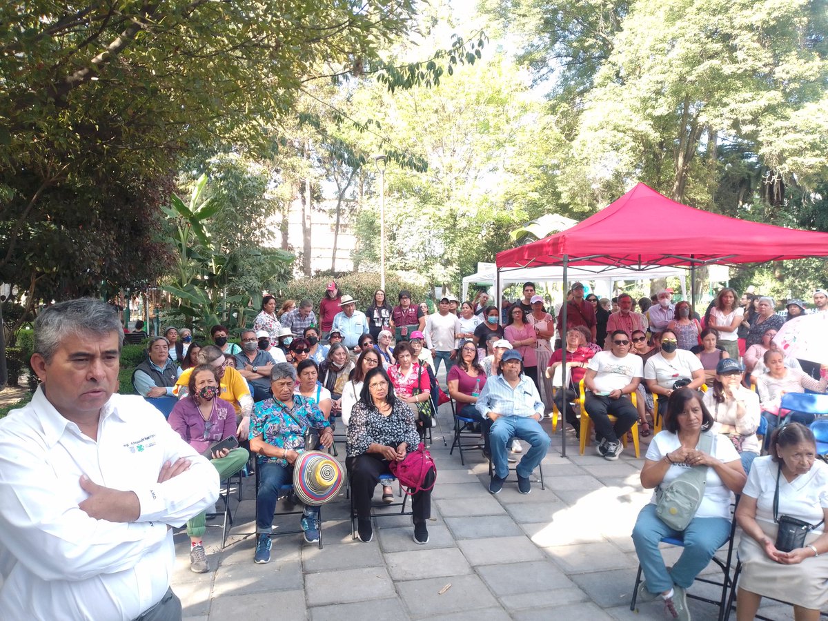 PASenVERDE's tweet photo. En #Parque Manuel Crescencio Rejón y Alcalá conocido como #GlorietaSCOP @En_Narvarte escuchamos inquietudes vecinales y @sacmex cumplió, gracias. #LaPiedadAhuehuetlan vive!! @VillaDeCortesBJ @AdolfoPrietoVec @gina_guzman67 @keahita @Musicons @Narvarte_ @_Narvarte https://t.co/YFZNGCzFos