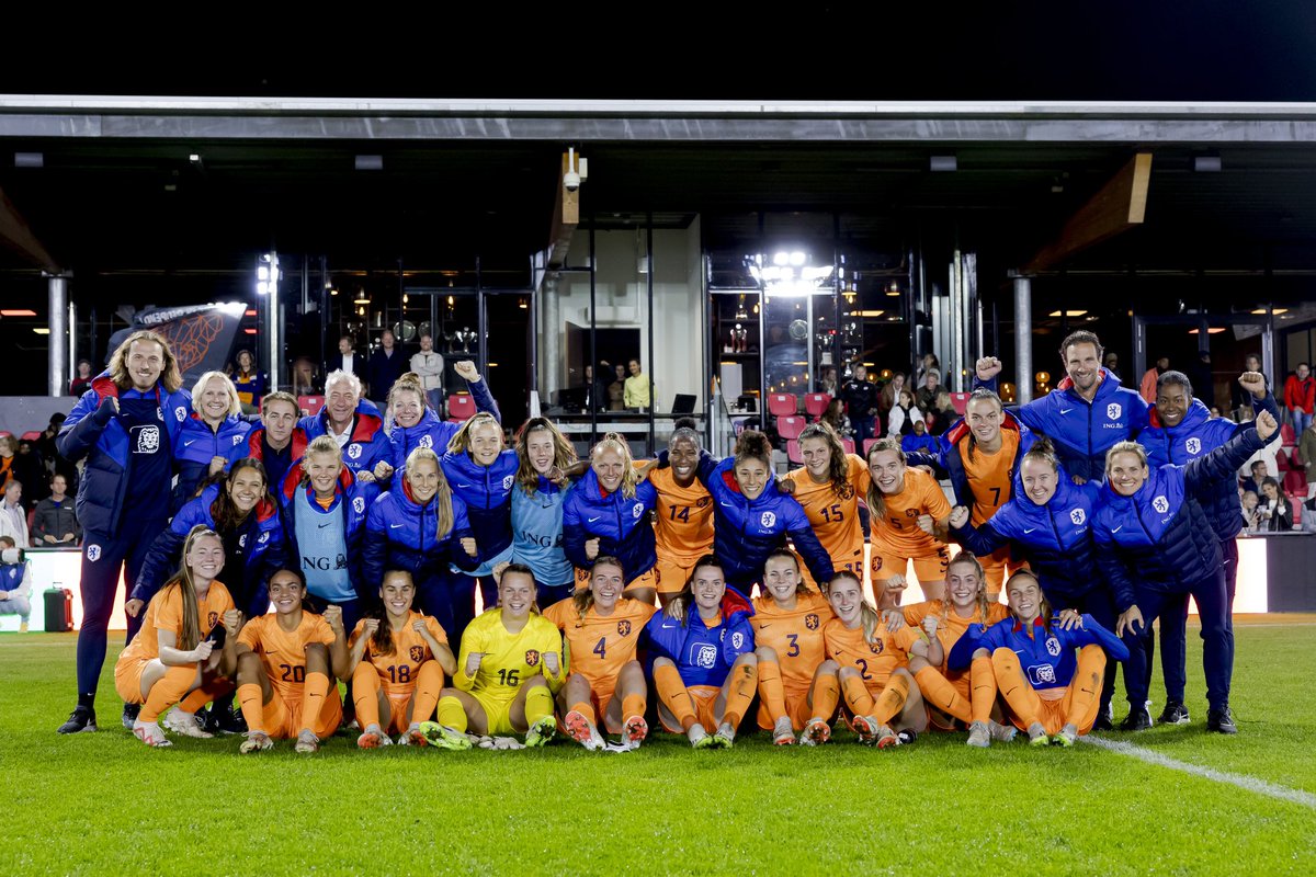SHoogsteder's tweet photo. De eerste Interlandperiode van dit seizoen met Jong Oranje zit erop! We hebben ons mogen meten met Italië 🇮🇹 0-3 🇳🇱 en 🇳🇱 4-0 🇵🇹 Portugal. Een team vol met ambities💪🦁 https://t.co/LXuPU0hRog