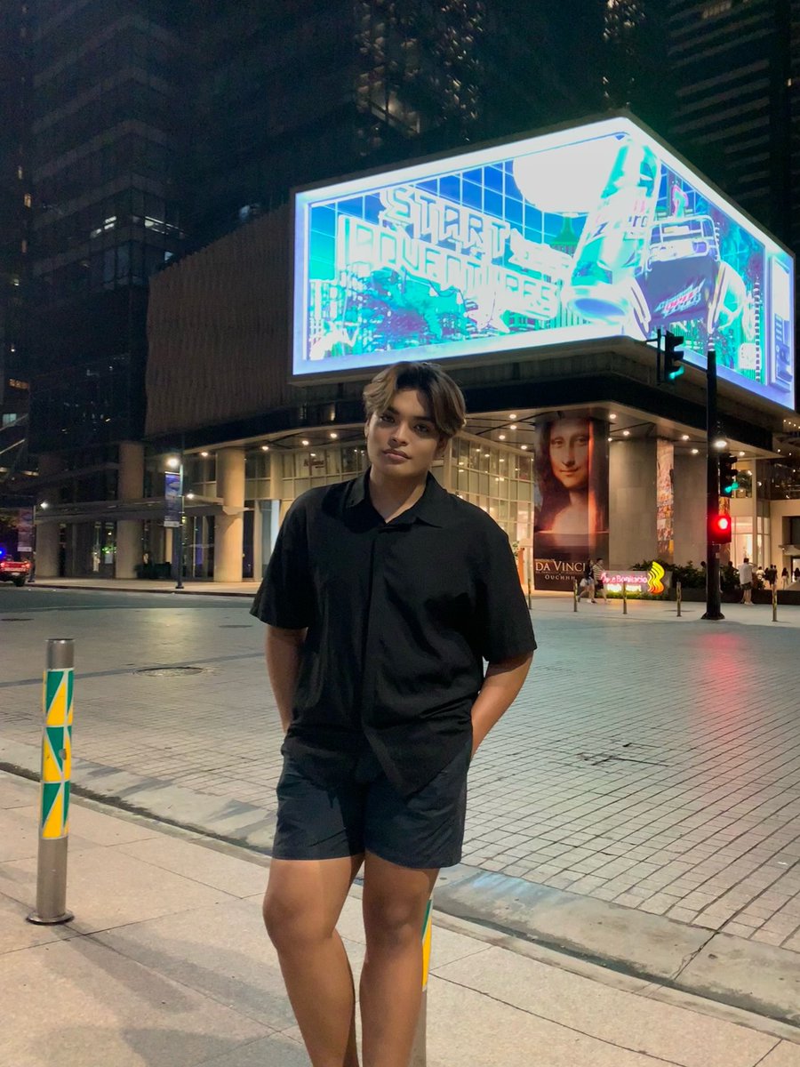 joshymua1's tweet photo. Photos taken by my bebe with this famous LED 555 https://t.co/Yv1GiFB6FV