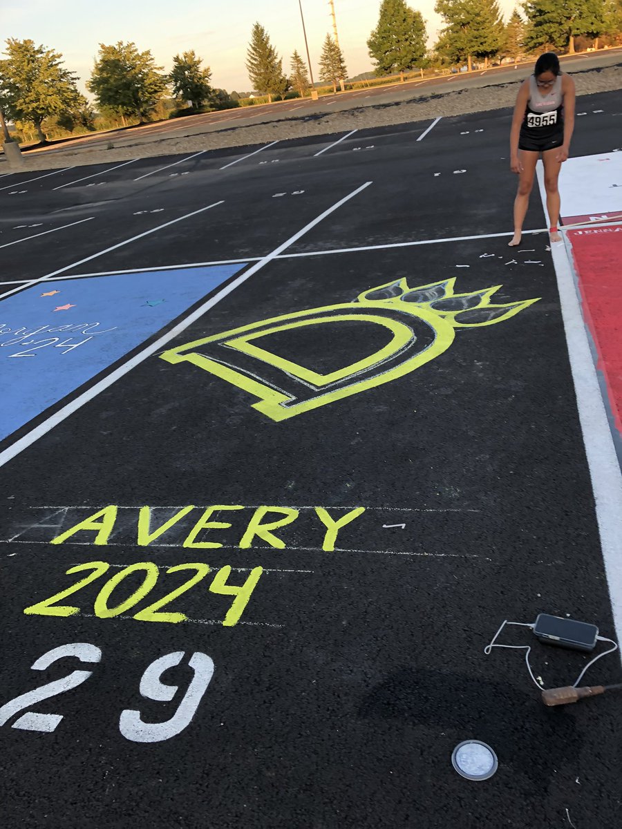 SheridanGeneral's tweet photo. More amazing senior parking spots!! https://t.co/h5cigxjND3