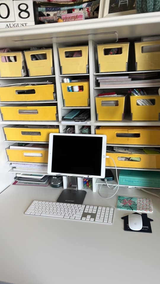 Create Room tweet media