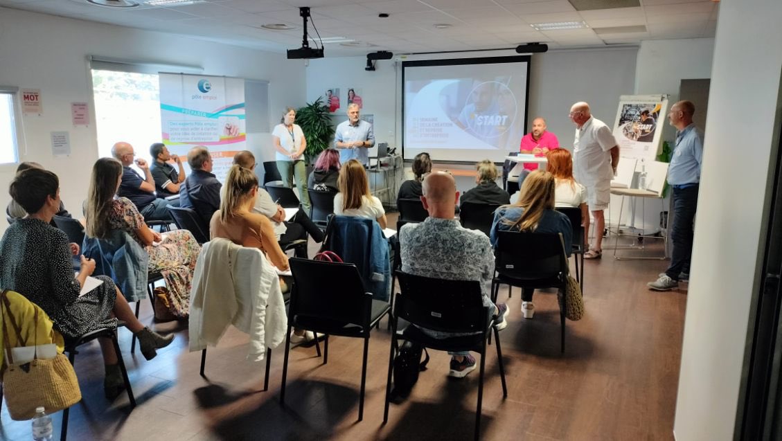 👏belle réussite pour ce ReStart 2023 , ➡️le retour à l’emploi passe également  par la #creation d’#entreprises plus de 1️⃣5️⃣ personnes ont pu bénéficier de l’expertise de <a href="/Adieorg/">Association Adie</a> et de l’expérience de M. Bertagna et Januth , des entrepreneurs de la restauration. @poleemploi_VAR