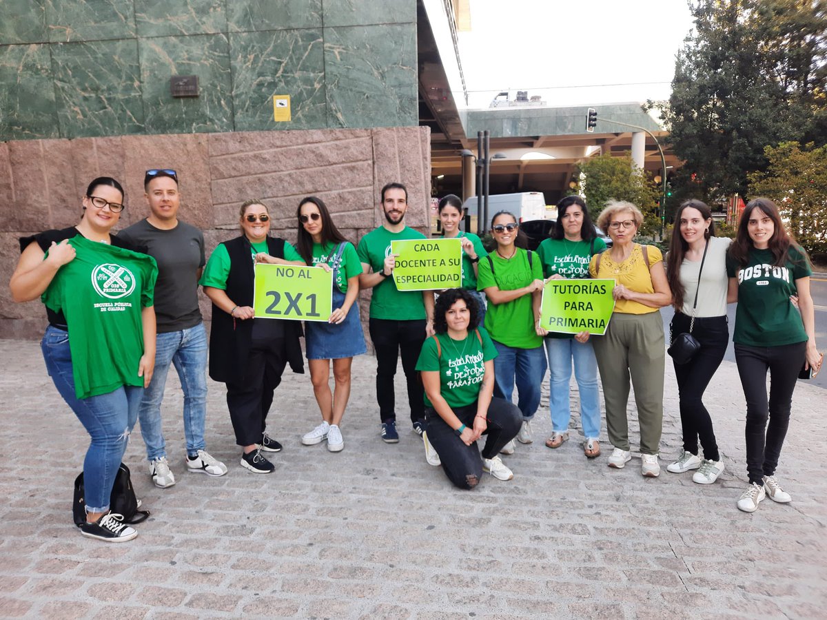 Solo pedimos respeto a nuestras oposiciones, esas a las que la <a href="/EducaAnd/">Consejería Desarrollo Educativo y FP</a> nos convoca, y respeto a la palabra dada.