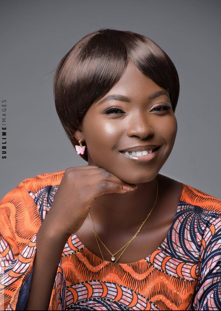 Aujourd'hui, nous célébrons une personne extraordinaire_notre incroyable cheffe plateau, Chrisnelle Aïdote ! 🌟

Que cette année te réserve encore plus de réussites, de moments heureux et de joie. Passe une journée d'anniversaire aussi exceptionnelle que toi ! 🥳🎈
 #JDoreeBJ