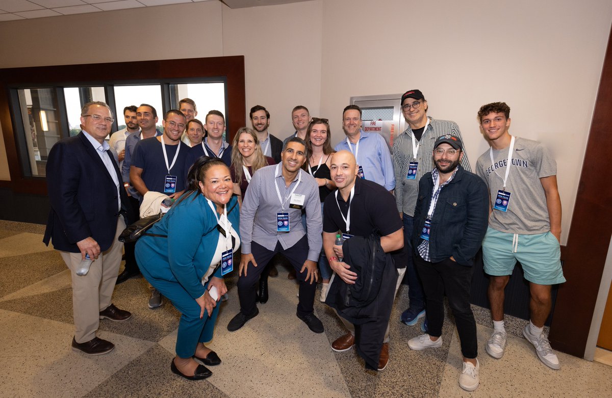 naiopNYC's tweet photo. Thank you to everyone for joining us at the NYC Football Club Networking Night at Citi Field! We had an excellent time.

See more photos here: https://t.co/TalcuLwewl

A huge THANK YOU to @NYCFC and our event partners @LanganEngEnv, @JLL, @Chase and Brookfield Properties. https://t.co/UiZMXrHZKW