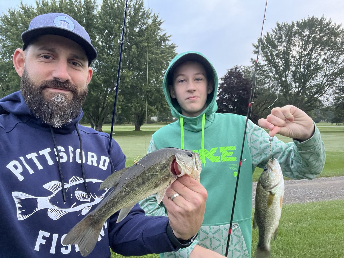 PTownfishing's tweet photo. Our anglers were eager to get back out fishing since school has started. Long weekends lead to extra fishing! @PCSDAthletics https://t.co/P65wx90TPs