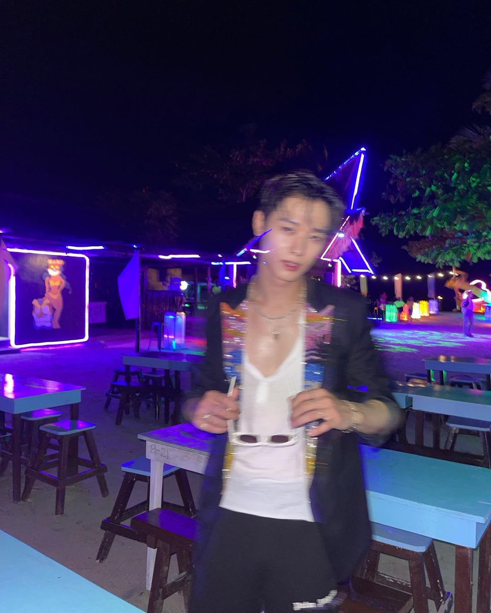 theboyzfolder's tweet photo. https://t.co/3IIcuX35FC