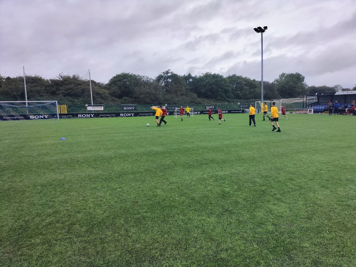 Thank you to @PenybontFC_ for hosting the first South Wales Special School Sports Network Football Tournament! It was amazing to see so many schools come together! Well done to all who took part and to the winners @fields_trinity and @YBCBridgend! @FAWales @FDSW @BridgendCBC