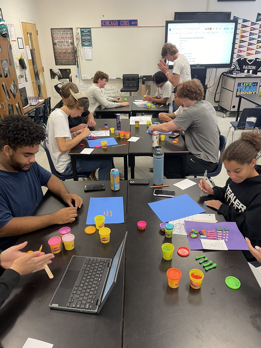 ReaganSportsMed's tweet photo. Some Playdoh fun with Ankle and Foot Models today in Sports Med 2 https://t.co/vhQLmZPCkF