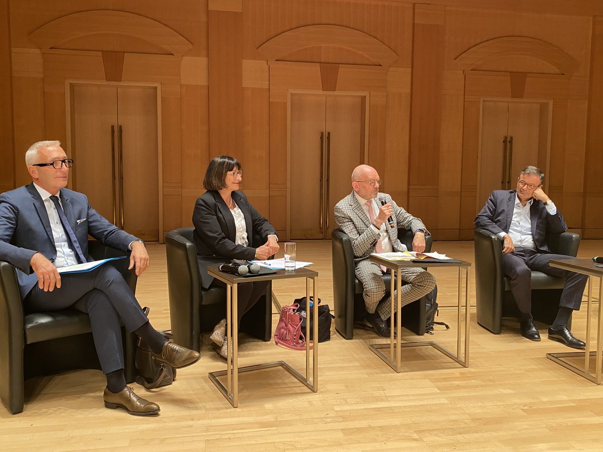 Caf de la Moselle tweet media