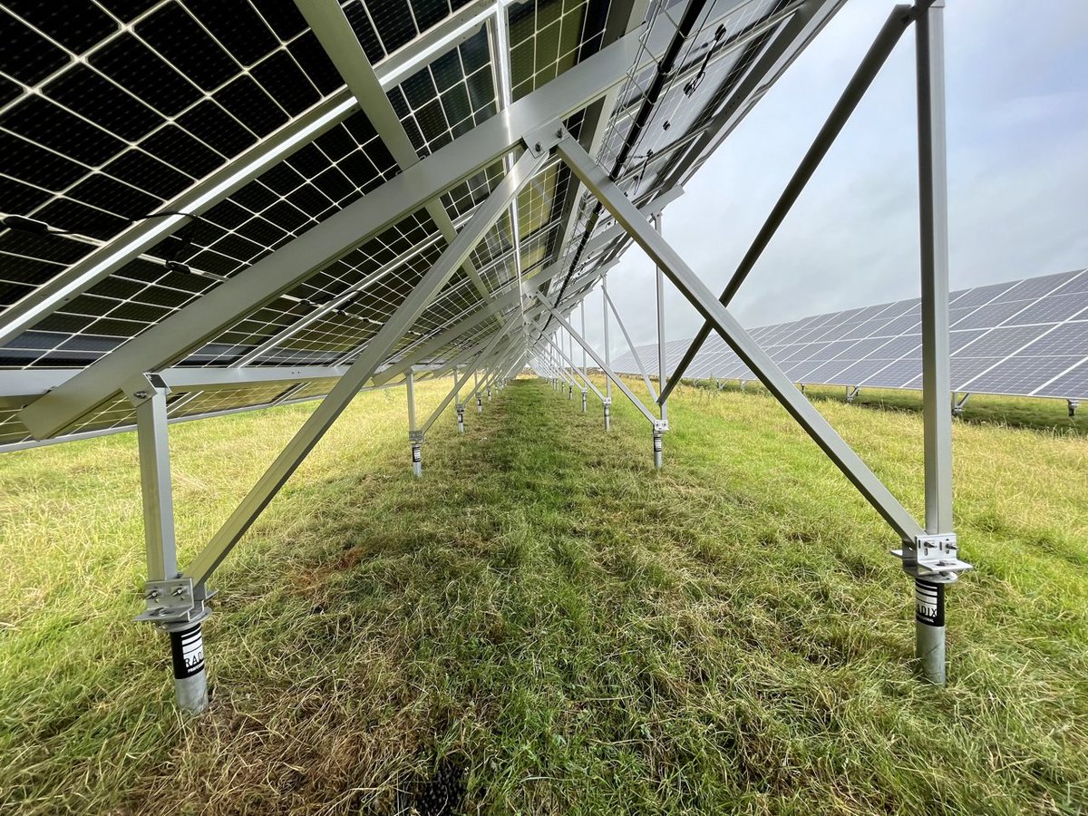 You can streamline your solar projects and installations by pairing your RADIX Screw Pile foundation solution with a RADIX SolarTerrace or SolarTripod racking system. 

radixgroup.co.uk/sectors/renewa… #ScrewPiles #LowCarbon #SolarEnergy #SolarProject #SolarArray