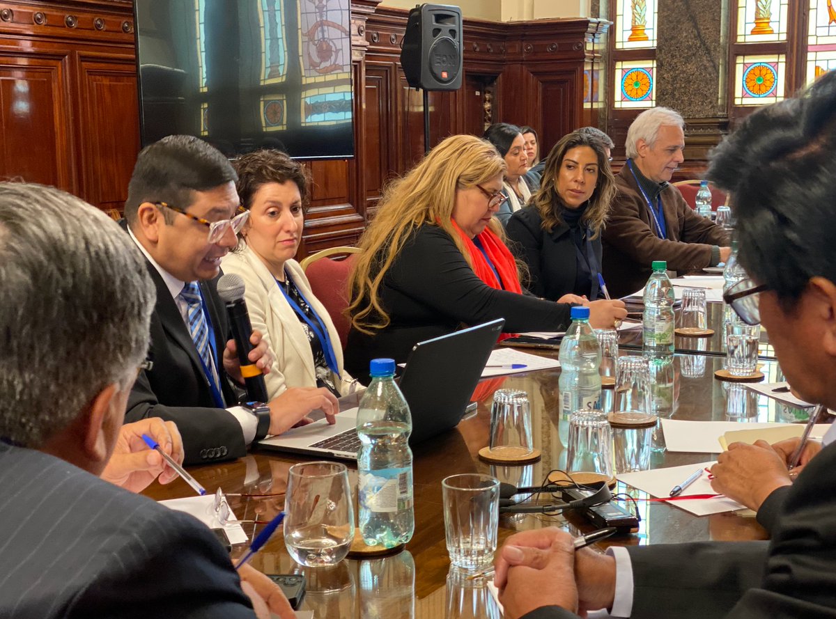 🌐2da Cumbre Mundial de Comisiones de Futuros en Parlamentos <a href="/wscfuture/">World Summit of the Committees of the Future</a>. 
Iniciando conversación global sobre Inteligencia Artificial.
>> ¿Cómo establecer modelos de gobernanza anticipatoria? 
Con colaboración multidisciplinaria, regulación y adaptabiliad
#IA #Gobernanza #Futuros