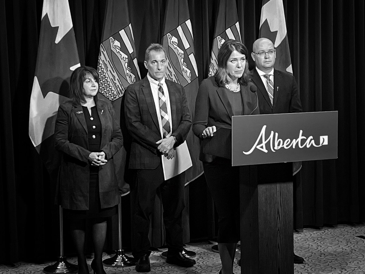 As the Alberta government addresses media on the source of the E. Coli outbreak being linked to meatloaf, the City of Calgary has released that Fueling Minds, the kitchen in question for serving the tainted meal was operating without an business license to do so. #yyc #calgary