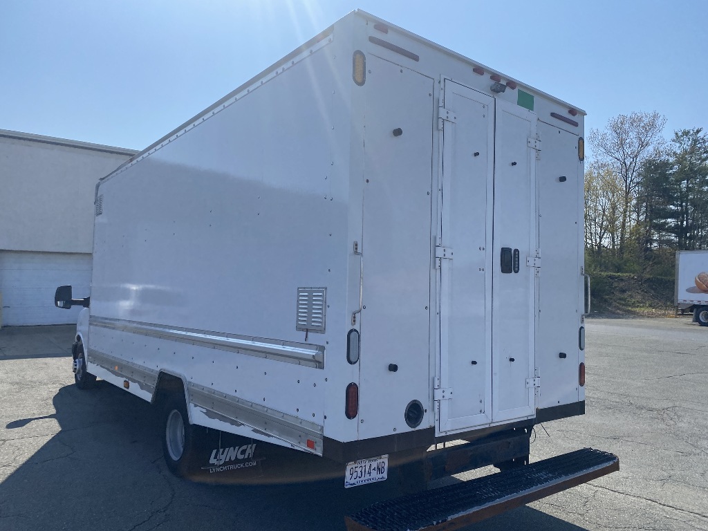 𝐎𝐟𝐟-𝐋𝐞𝐚𝐬𝐞 𝐎𝐧𝐥𝐲 𝐓𝐫𝐮𝐜𝐤 𝐒𝐚𝐥𝐞
🚚 2017 GMC 4500 𝟏𝟖' 𝐕𝐚𝐧 - 3 Available
 60K Miles, $𝟭𝟮,𝟵𝟬𝟬 

𝟭 - 𝗢𝘄𝗻𝗲𝗿, operated and maintained by Private Fleet, NOT a trade-in!

📍Elloree, SC
📞(𝟵𝟱𝟰) 𝟲𝟯𝟴-𝟲𝟮𝟬𝟭
 
#boxtruck #truck #Truckforsale #Van #gmc