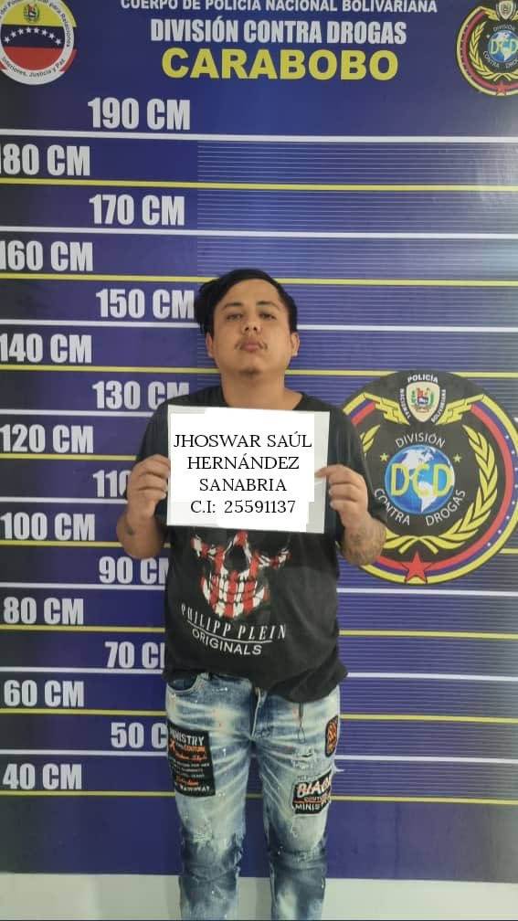 📌 Capturado en Carabobo Jhoswar Saúl Hernández Sanabria (El Saúl), líder de una célula del Tren de Aragua que operaba en Cúcuta, Colombia, donde le atribuyen 50 homicidios. El sujeto estaba resguardado en Tocoron y huyó de esa cárcel junto al Niño Guerrero el martes pasado