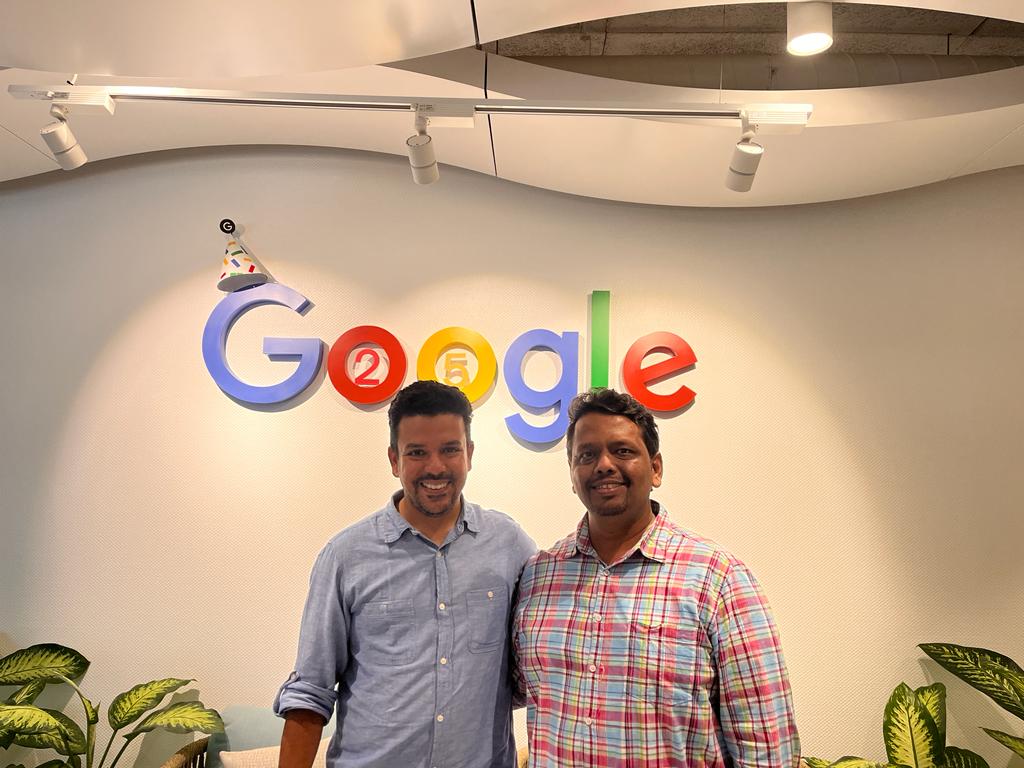 KidzByte's tweet photo. All work and no play does not work.
Today we spent a day with @Google Play.
Never a dull moment with team @GooglePlay leading the way, and @JetSynthesys Gaming folks for company.
#KidzByte #KidzByteTV #Google #GooglePlay https://t.co/4JWHmbmbdR