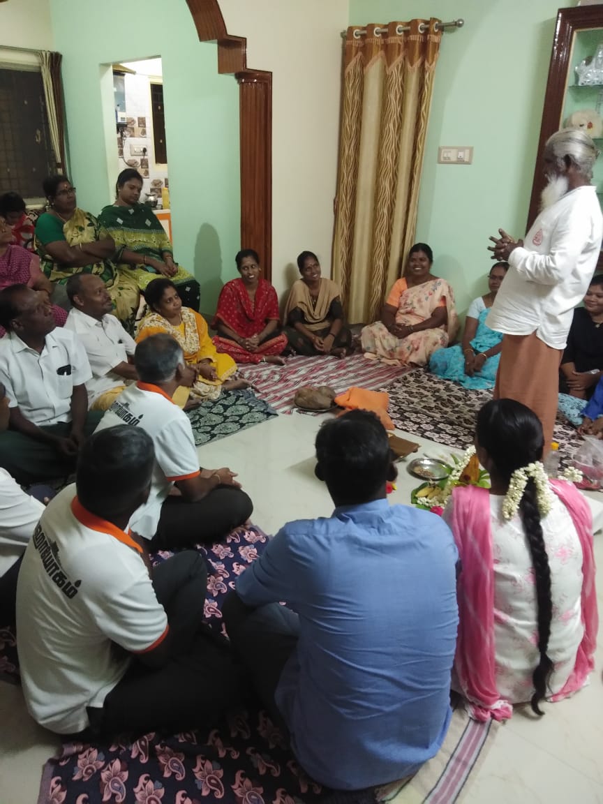 MahayogamF's tweet photo. நேற்று ஓசூரில் யாகம் மற்றும் மஹாயோக அறிமுக உரை உயர் திரு. பலராமன் ரிஷி அவர்கள் தலைமையில் தியான அன்பர்   இல்லத்தில் நடைபெற்றது. 
#Mahayogam #MaharishiG #Freeintro #Beyondlifescience #Energymedicinalyoga #Lifeeasy https://t.co/iCM6mUI799
