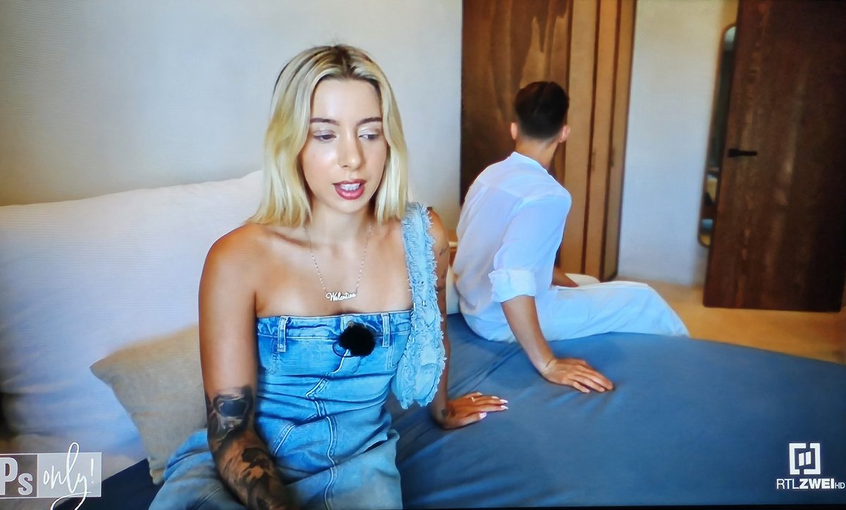 TrashTVTroll's tweet photo. Walentina sucht mit ihren depp eine Wohnung.. mit Kinderzimmer 
😞😞😞
#Sommerhaus #VIPsOnly https://t.co/SALkQj7YmV