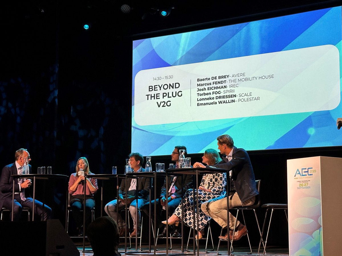 SCALE is at #AEC2023 in Utrecht 📌

@AVERE_EU's conference brought together the industry, academia, third sector & public authorities to take e-mobility to the next level!

➡️@elaadNL represented SCALE on the panel 'Beyond the Plug V2G' alongside key changemakers in the field!