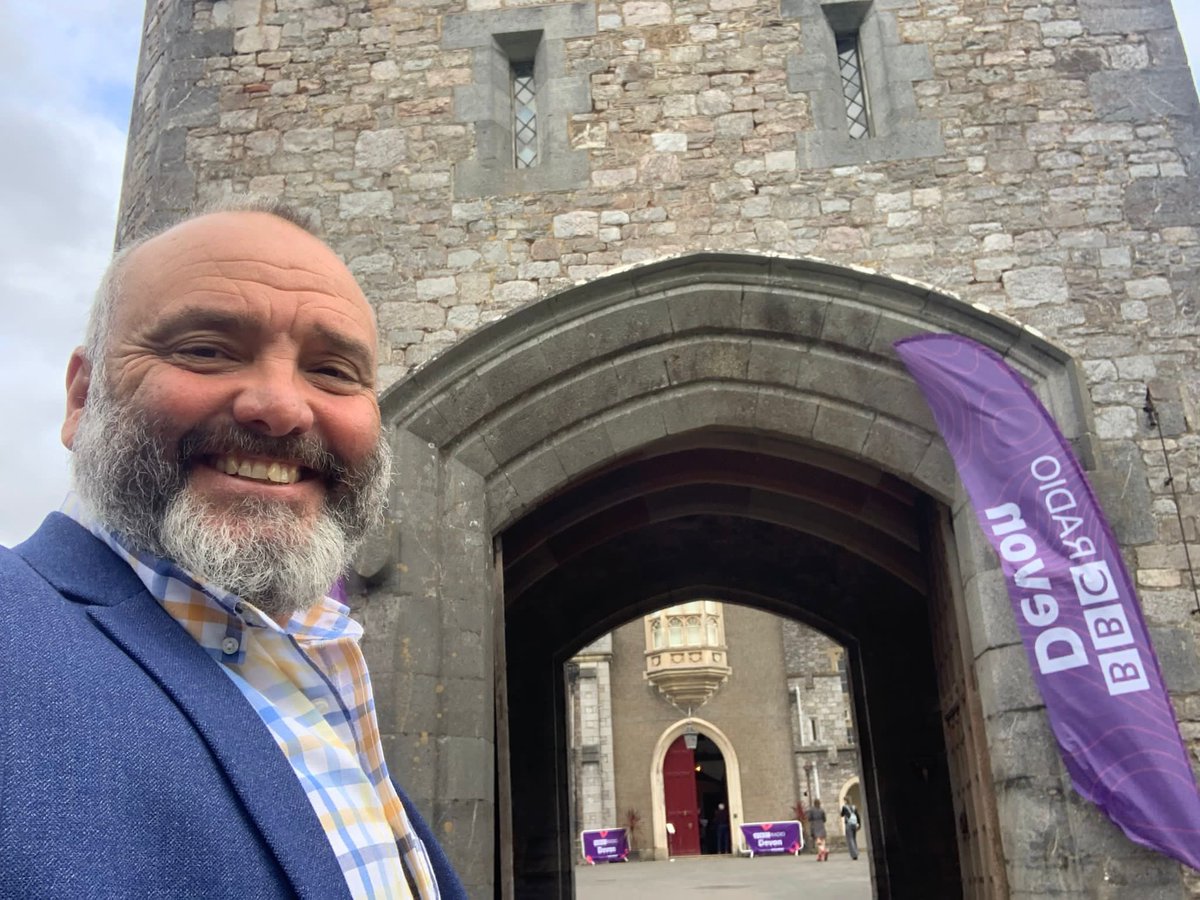 Lee Spencer tweet media