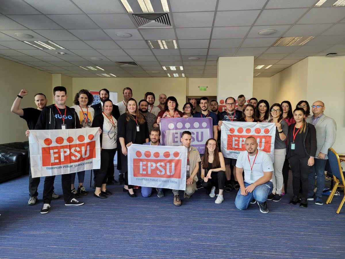 👤 Álvaro Sánchez participa en representación de la FSS-CCOO en la reunión anual de la Red de Jóvenes de EPSU que tiene lugar en Sofía (Bulgaria) estos días 

👇🏻 Algunos de los temas

▪️ cómo organizar a lxs jóvenes
▪️ digitalización
▪️ empoderamiento de la juventud en sindicatos
