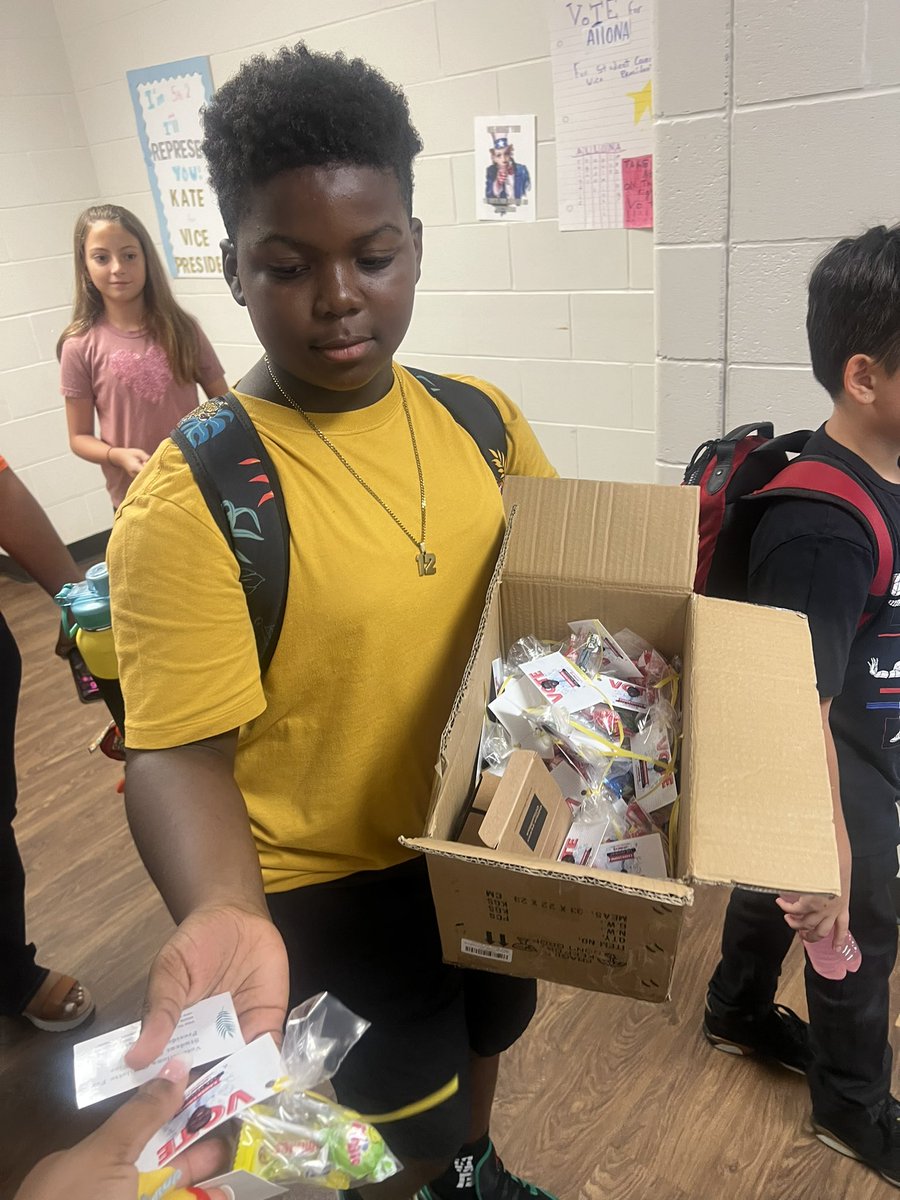FifthGrade_FCE tweet media