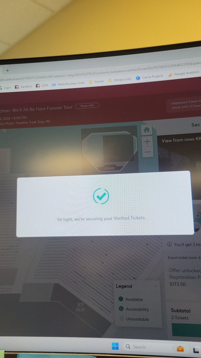 gilly0298's tweet photo. @NoahKahan Daddy help... ticketmaster is being mean. I've been here for 20 minutes now. https://t.co/cXKJawI3T6