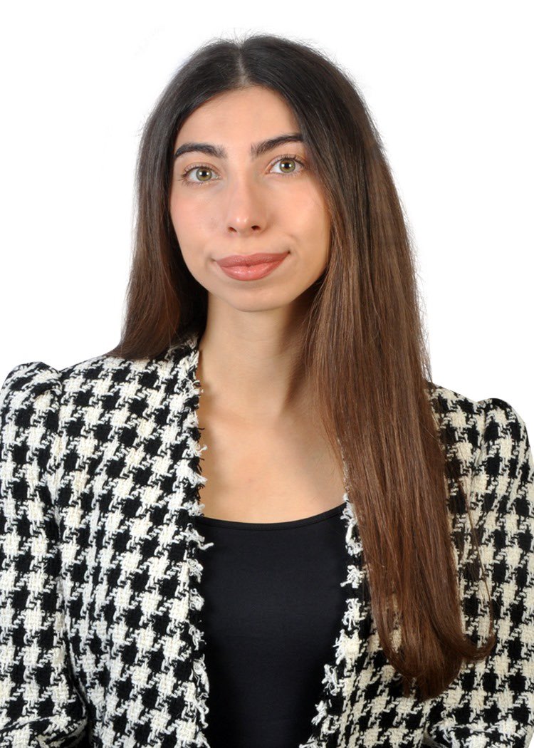 Hello #MedTwitter! I’m Judy Alghoul, an MS4 from the @lebamericanuni #IMG 🇱🇧 I’m thrilled to be applying to #Pediatrics in the #Match2024 🧸 and I’m looking forward to connecting with fellow applicants & programs!