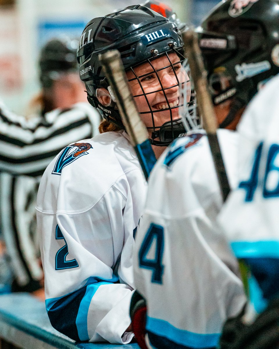 Can you tell we’re happy to be back😸

📷: @sawyersmedia 
#wicewicebaby #applecart