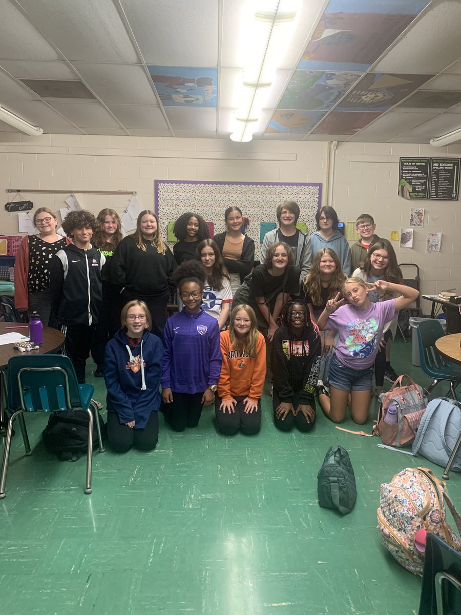 readteachmrsh's tweet photo. These electrifying Thunderbolts at Northmont Middle School are always up for watching the shocking, ground shaking news that @CarlAzuz has on #WorldAtoZ. Their knowledge is strikingly bright! https://t.co/Y0IXB7MBhS