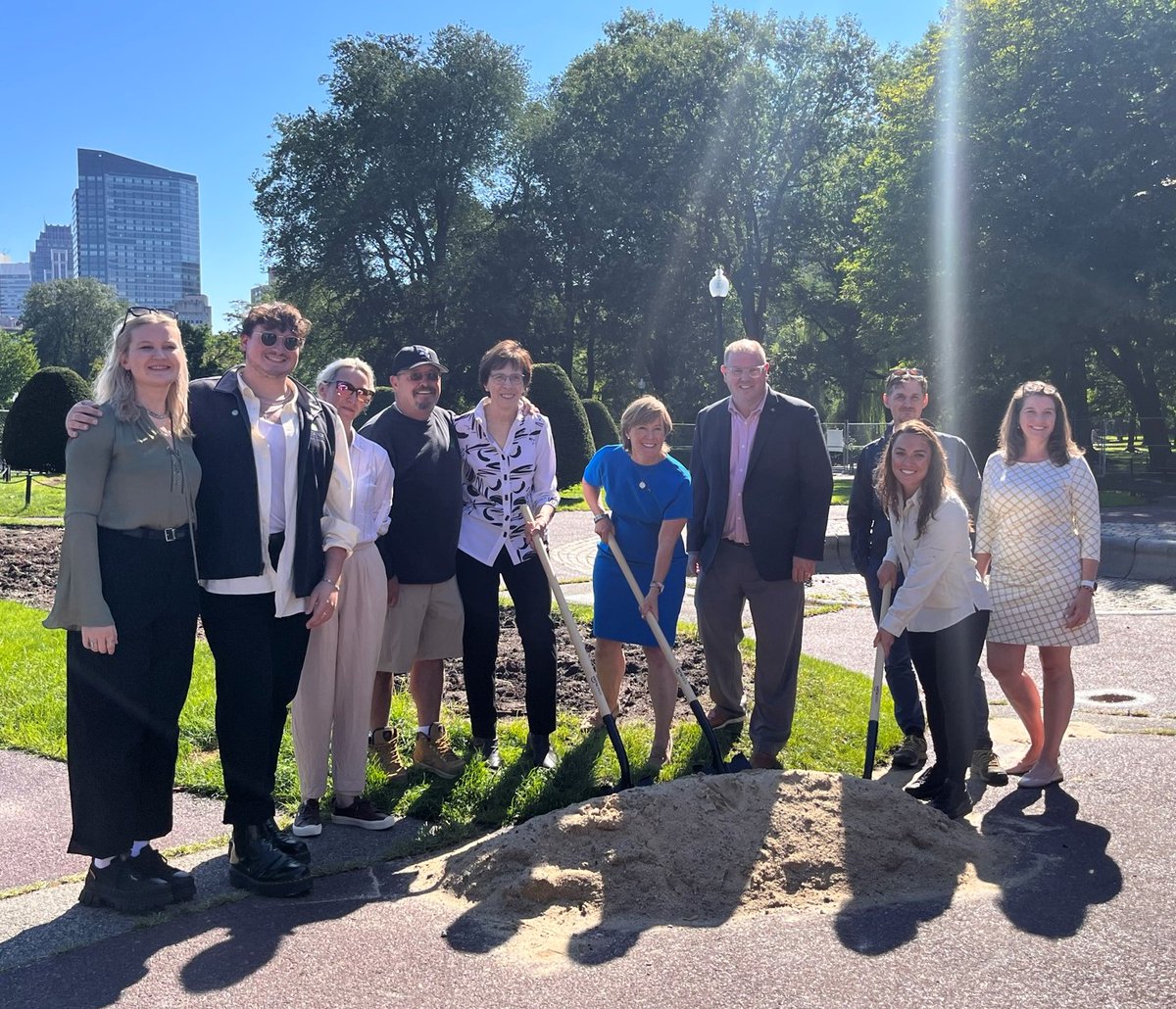 Halvorson tweet media