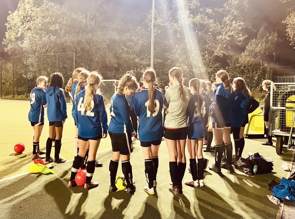 FCBluestarGirlsFooty (@didsfootygirls) on Twitter photo Despite the forecast, a lovely eve at <a href="/bluestar_fc/">FC Bluestar</a> with our fabulous sponsor <a href="/agilitylifesci/">Agility Life Sciences</a> Despite the forecast, a lovely eve at <a href="/bluestar_fc/">FC Bluestar</a> with our fabulous sponsor <a href="/agilitylifesci/">Agility Life Sciences</a>