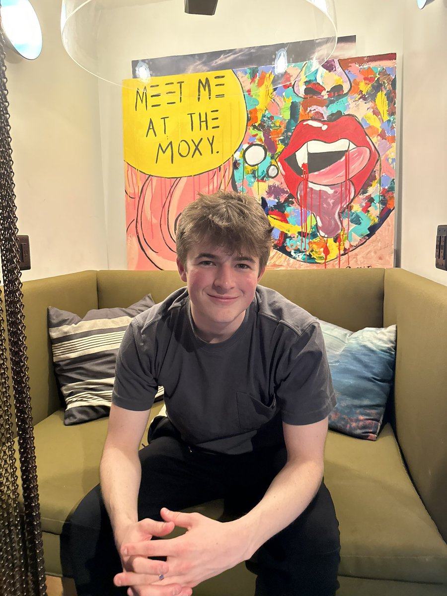 harryjsisson's tweet image. I just turned 21 years old. The only birthday present I want is for you to vote for President Biden and Democrats in 2024!