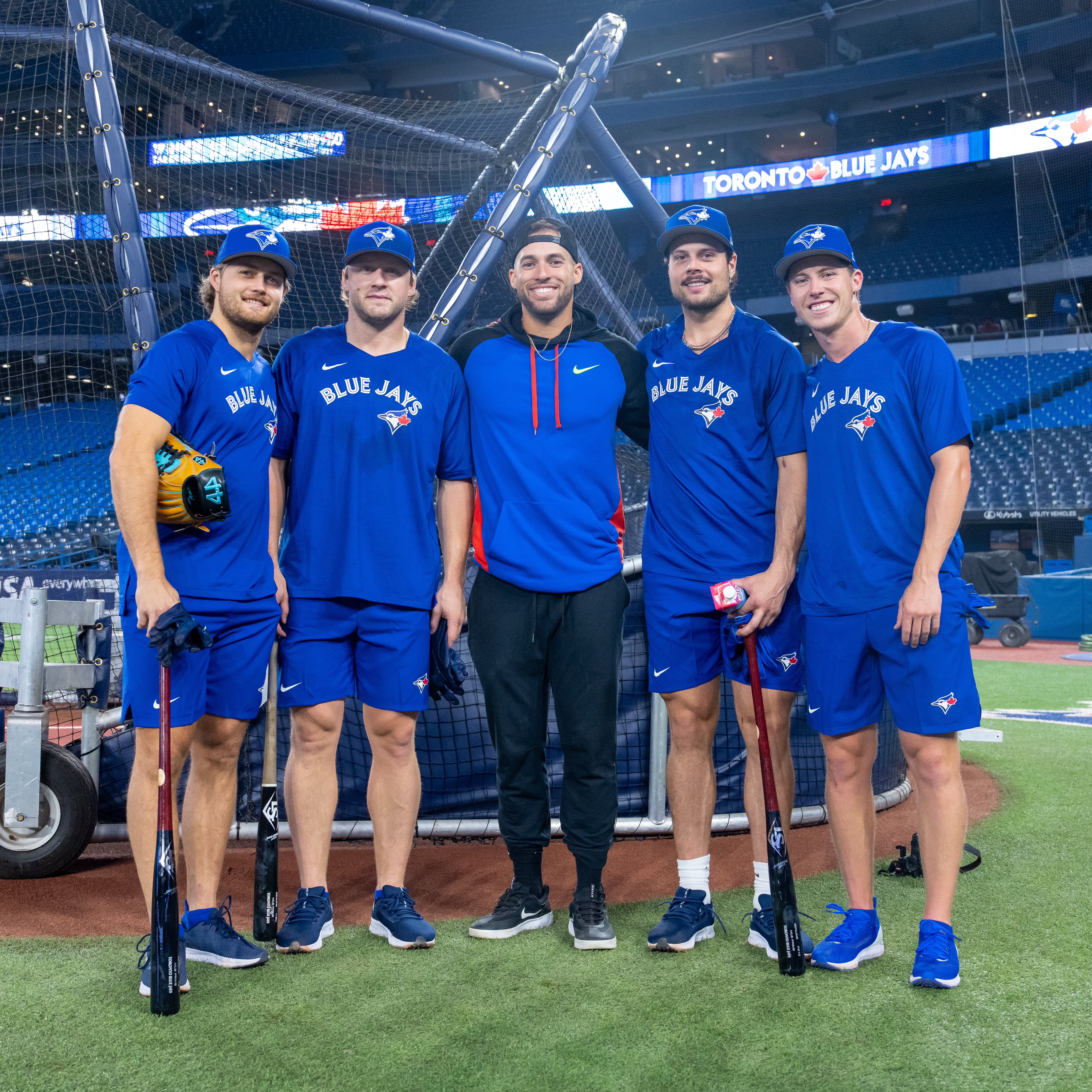 Toronto Blue Jays on X: Best Buds 🤝 Thanks to Auston, Mitch, Willy and Mo  for stopping by! 🏒⚾️ #NextLevel  / X