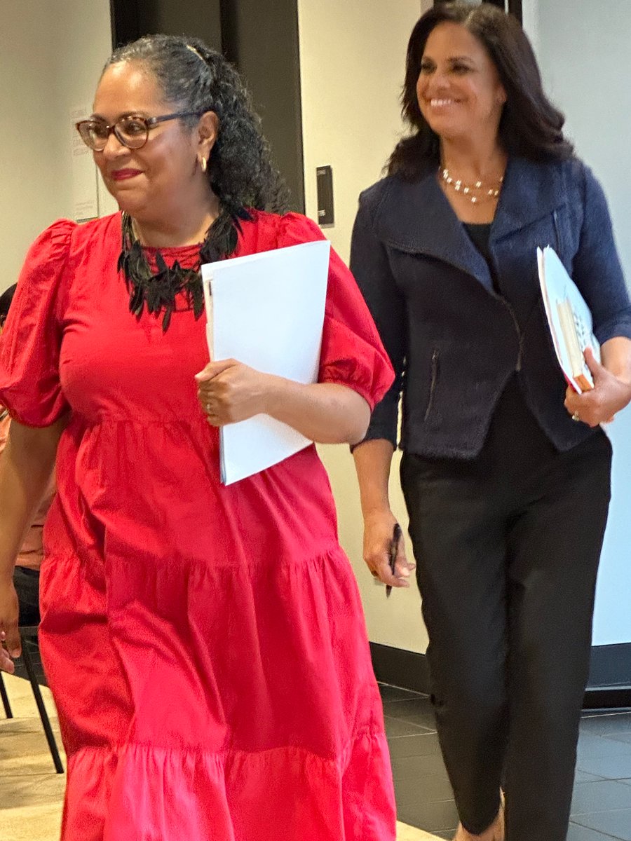 unfpachief's tweet photo. Learning session @FordFoundation regarding racism and anti blackness 
@UNFPA #afrodescendiente
#blatinx #latinx forum w @TanyaKHernandez and @soledadobrien https://t.co/Rjv7EgLXnm