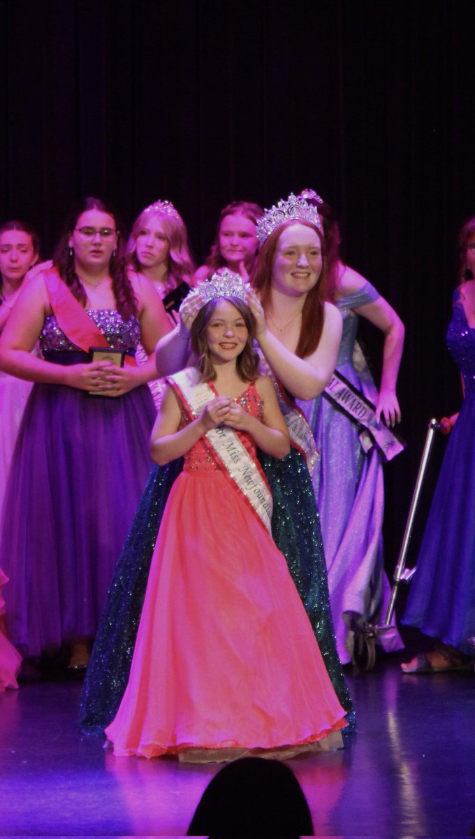 Junior Miss NL tweet media