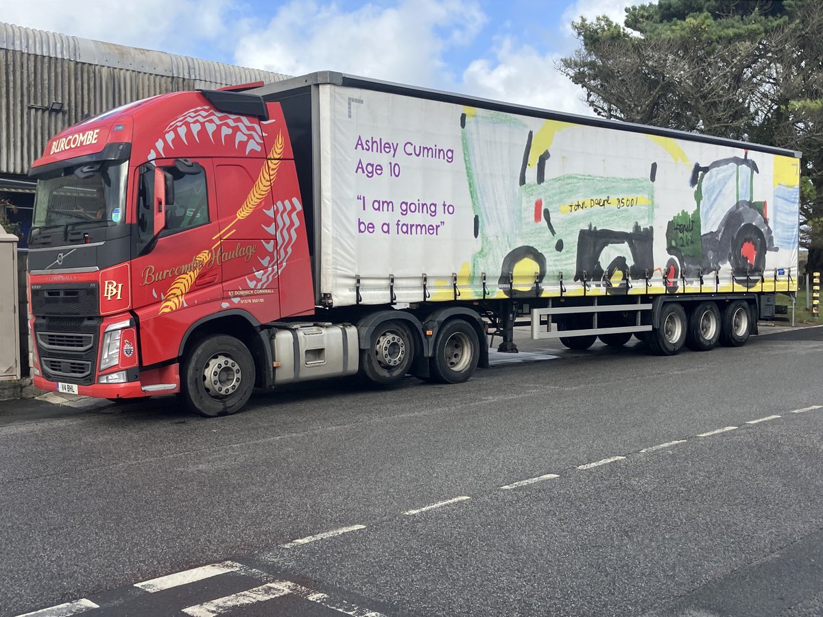 hammett_peter's tweet image. I had to take a shot of this curtain sided trailer today hoping Ashley’s dreams are fulfilled.