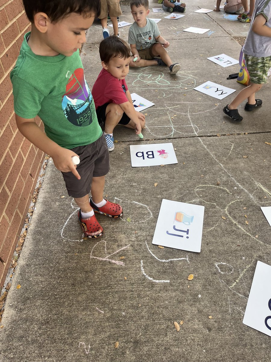 Jessica Weiland (@runhappy77) on Twitter photo Took our writing activity outdoors today! <a href="/nisdkrueger/">Krueger Elementary</a> <a href="/NISD_ECE/">Northside ISD Early Childhood Education</a> Took our writing activity outdoors today! <a href="/nisdkrueger/">Krueger Elementary</a> <a href="/NISD_ECE/">Northside ISD Early Childhood Education</a>