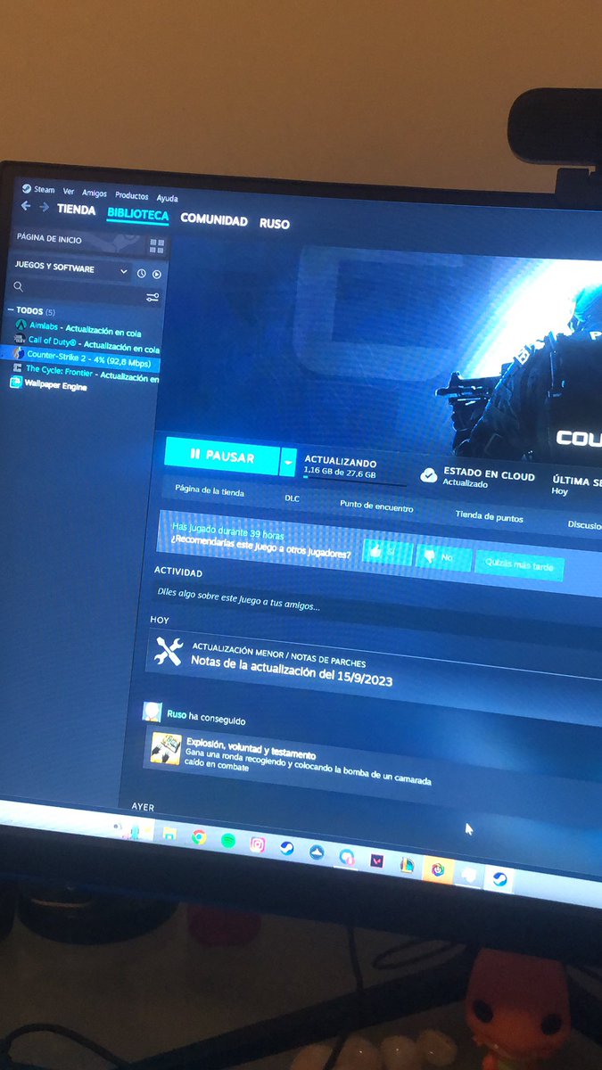 Alektorress's tweet photo. Cs2 ya está disponible, una semanita sin ir a clase tampoco es tan malo https://t.co/NOzTQl5Xe3