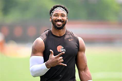 NFL Rumors (@nflrums) on Twitter photo #NFL Defense Best Yards Allowed
#Browns - 491
#Bills - 759
#49ers - 775
#Cowboys - 786
#Patriots - 811
#Chiefs - 842
#Rams - 854
#Falcons - 863
#Saints - 864
#Ravens - 877
#Lions -892 
#Eagles - 930
#Panthers - 987
#Commanders - 995
The Cleveland Browns are on a historic pace! #NFL Defense Best Yards Allowed
#Browns - 491
#Bills - 759
#49ers - 775
#Cowboys - 786
#Patriots - 811
#Chiefs - 842
#Rams - 854
#Falcons - 863
#Saints - 864
#Ravens - 877
#Lions -892 
#Eagles - 930
#Panthers - 987
#Commanders - 995
The Cleveland Browns are on a historic pace!