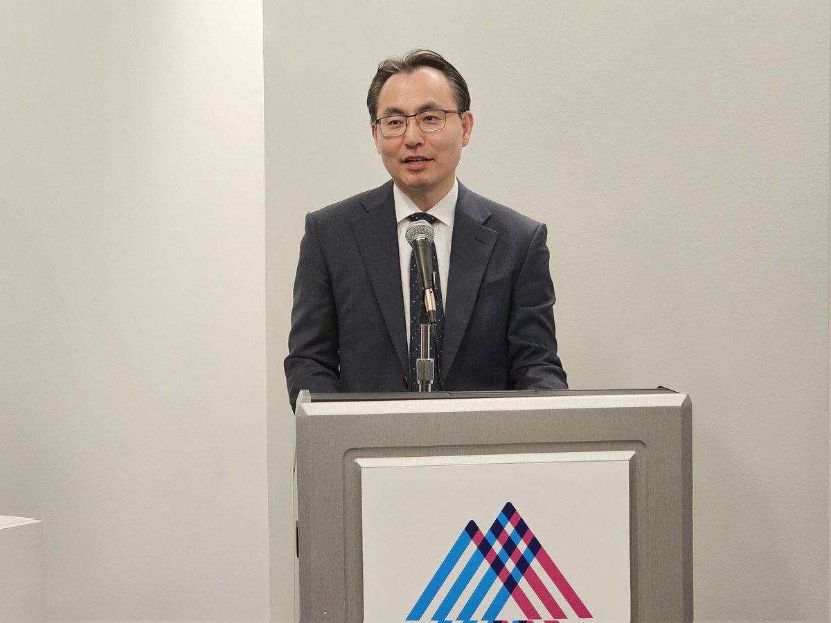 @DrElisaPort @TischCancer 'We hope that this center will be a source of pride and excellence for our hospital in our community. We look forward to serving more patients and improving their quality of life through our Spine Center.' - Samuel Cho, MD, Chief of Spine Surgery at Mount Sinai West.