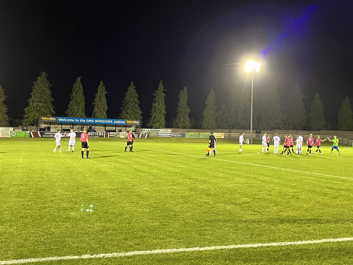 FT | Sherborne Town Reserves 0-5 Portland United Reserves

Our Reserves progress in the DPL Cup after a convincing away win. 

⚽️⚽️⚽️ Josh Camp 🎩 
⚽️ Archie Woolford 
⚽️ Jack Delves

Well done lads! Absolutely flying! 👏🔥

#UTB 🔵