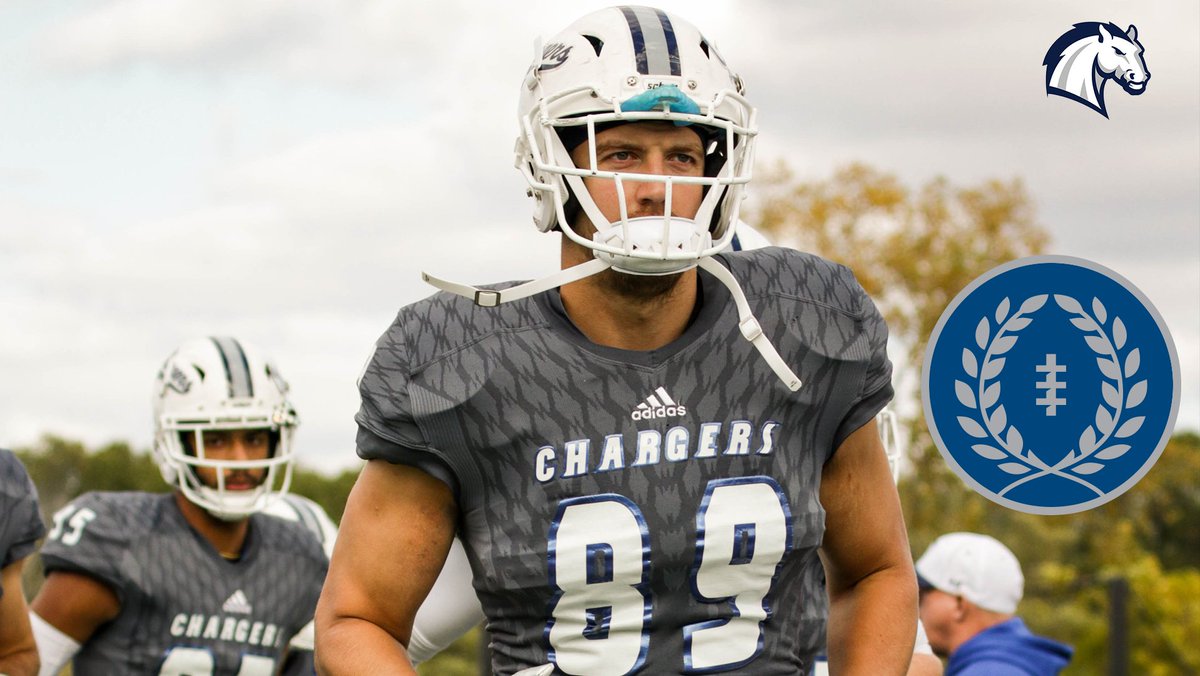 HCChargers's tweet photo. Congrats to @Hillsdale_FB's @MikeHarding86 on being named as a semifinalist for the @NFFNetwork William V. Campbell Trophy! The senior star is in the running to be one of a handful of finalists to be announced on Oct. 25. #ChargeOn 
Release:  https://t.co/S5PHkIu5x4 https://t.co/k8uHjBenaF