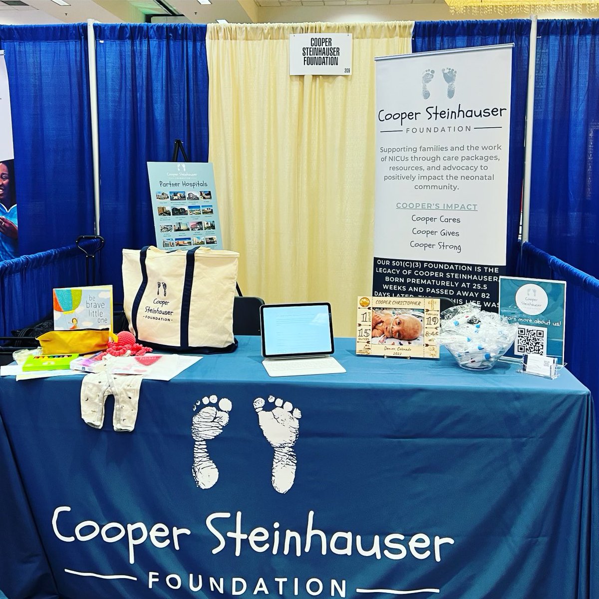 Calling all @NeonatalNurses attending #nanninanaheim to visit @CSFoundation22 at booth #209. We provide curated care bags to newly admitted families. Come say hi and let’s bring bags to your NICU!