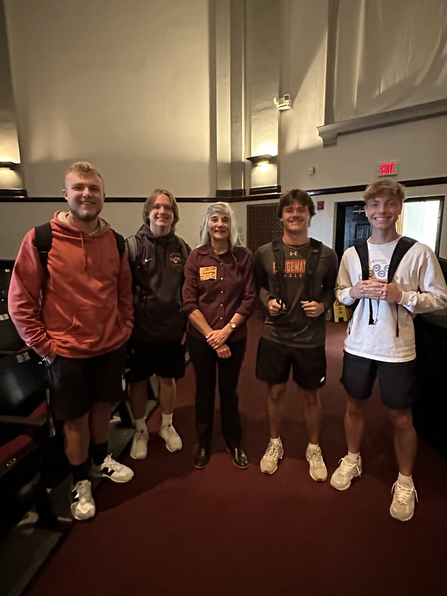 Had the pleasure of hosting Appalachian author Ann Pancake today at MHS. She was amazing and our students loved her! @MHSTrentSherman <a href="/MHSDogPound/">Martinsburg Bulldogs</a> #appalachianvibes