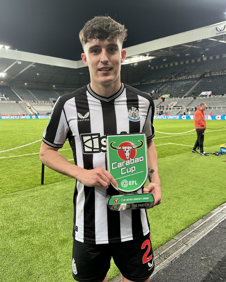 Newcastle United tweet media