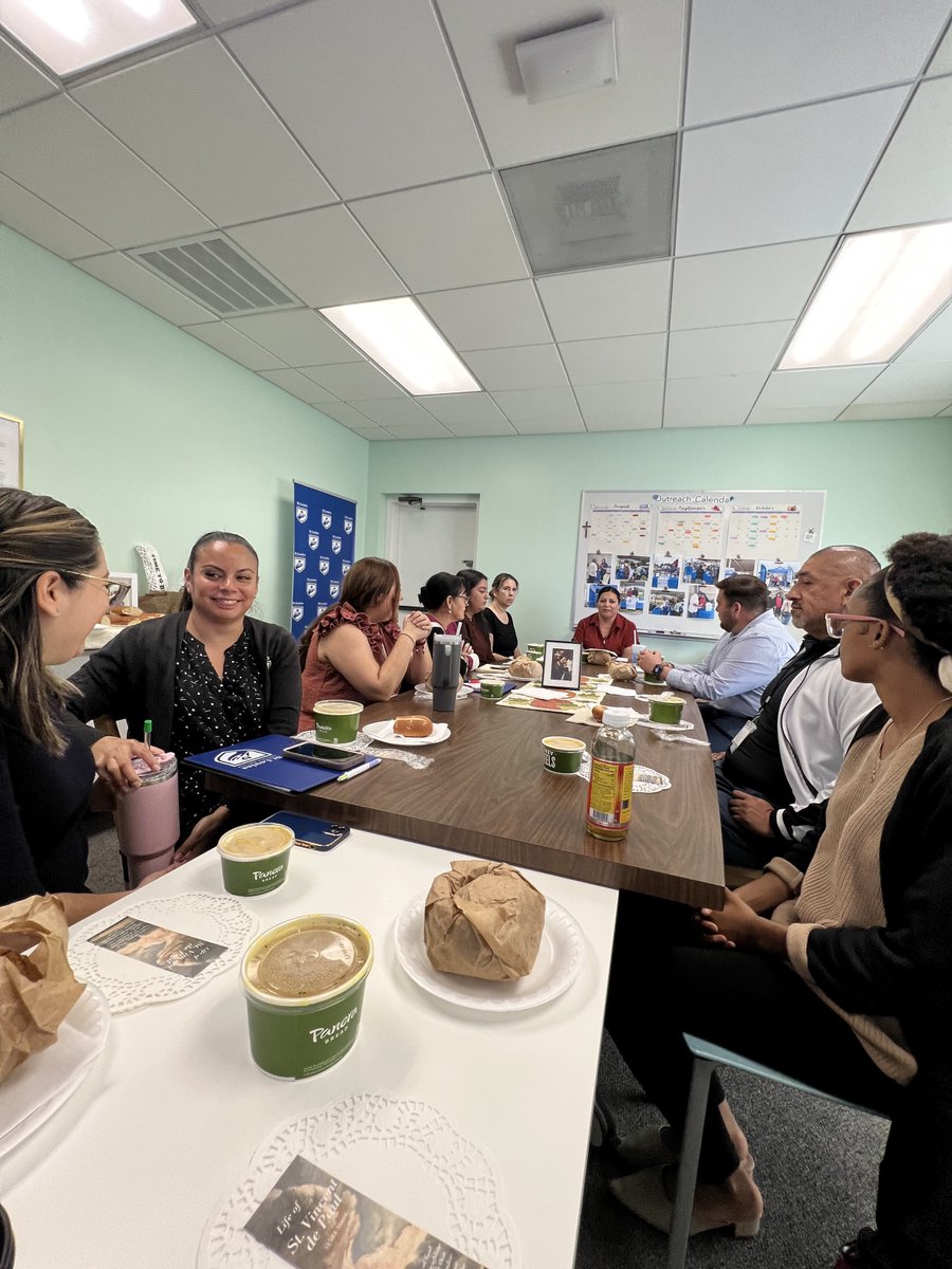 🍲🙏 Celebrating St. Vincent de Paul Feast Day with a hearty meal! 🥖🌟 Our team gathers to share bread and soup, honoring the spirit of compassion and community. 💙🤗 

#StVincentdePaulFeast #CommunitySpirit #StLouiseResourceServices