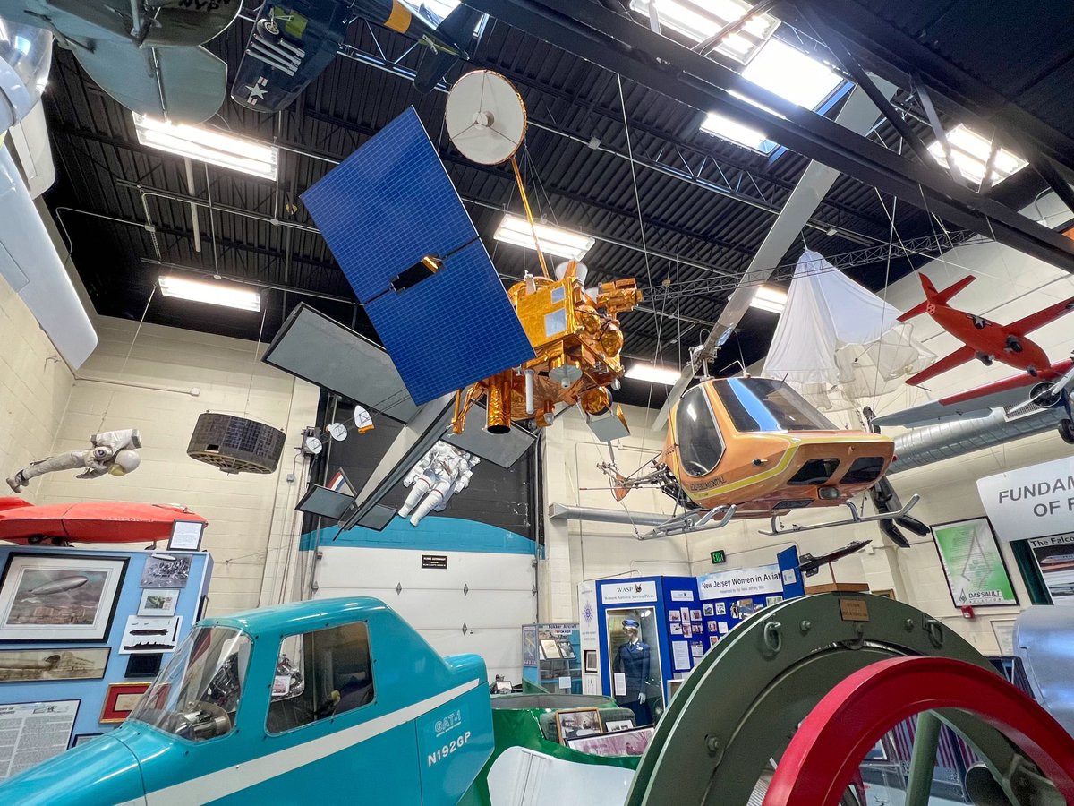 NJAHOF's tweet image. In our Great Room, we have tons of memorabilia from the very early days of aviation all the way to the present day. There is a lot to see in this room and we hope to see you too! #aviation #Airplane #museums #NewJersey #nj